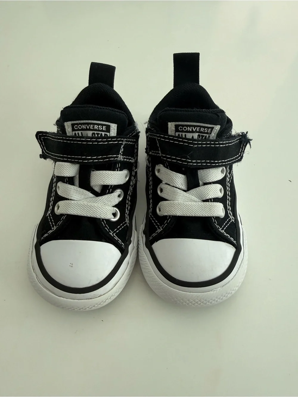 Converse Kids Black and White Hook-and-Loop Low Top Sneakers